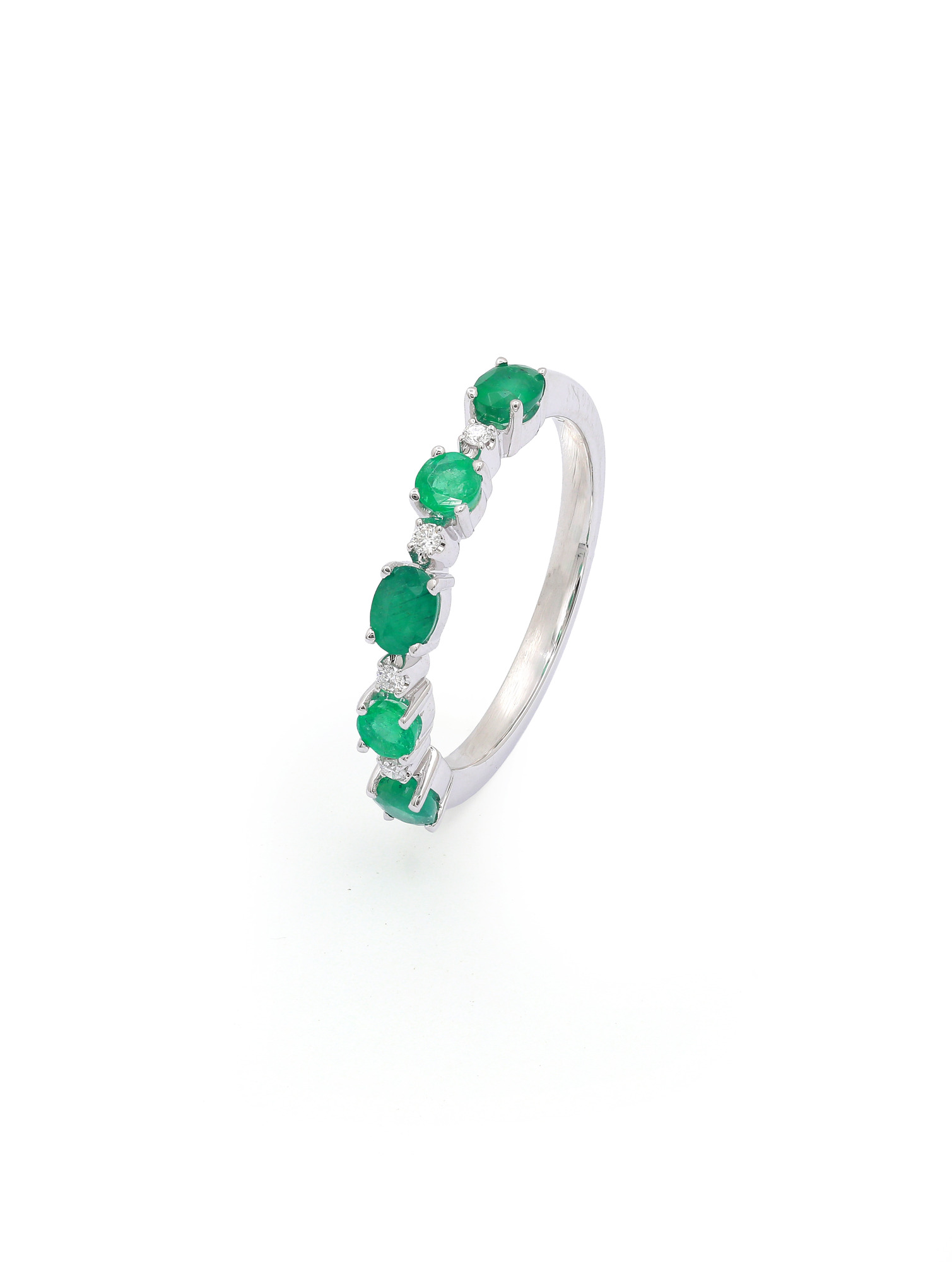 18KT White Gold Ring with Emerald & Diamonds